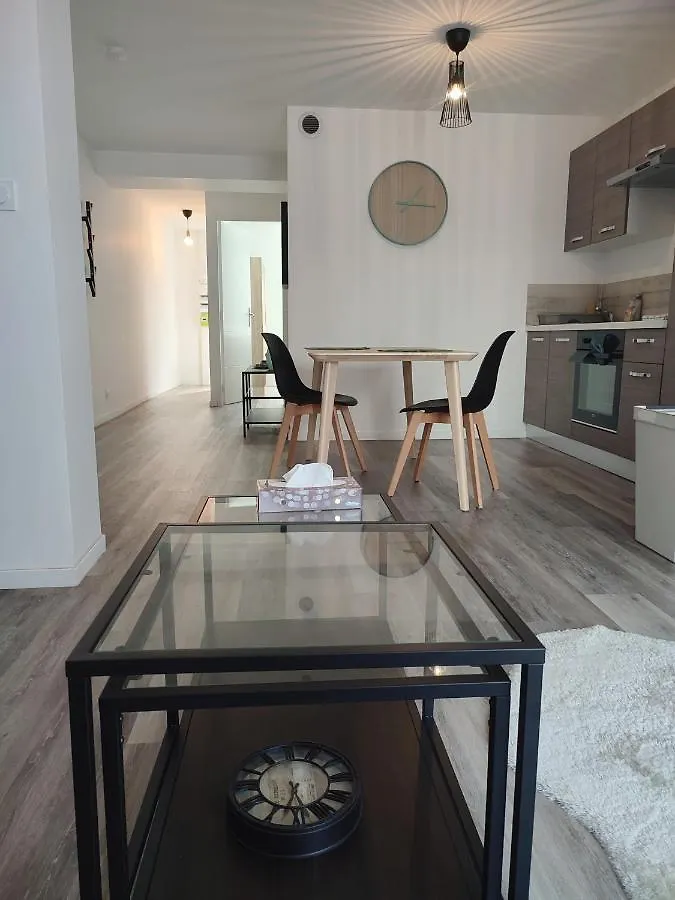 Joli Appartement Avec Jardin-Terrasse Prive Brest 0*,  France